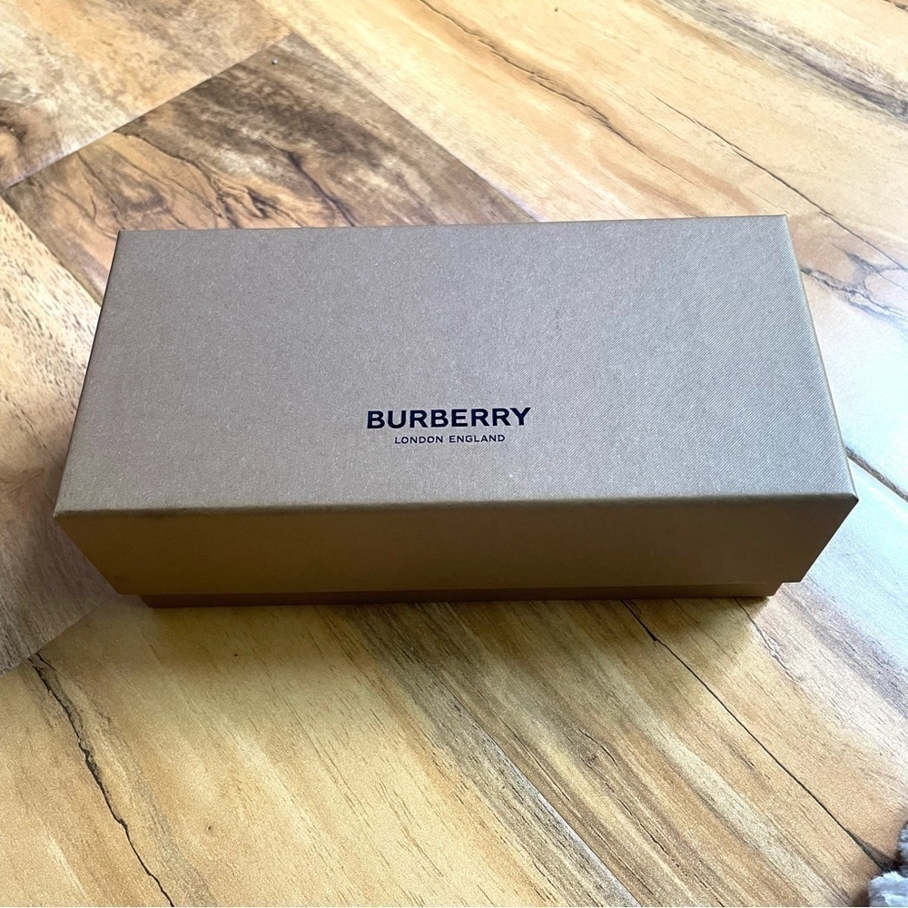 Authentic Burberry Sunglasses Empty Gift Box Cardboard Brown - Picture 6 of 6